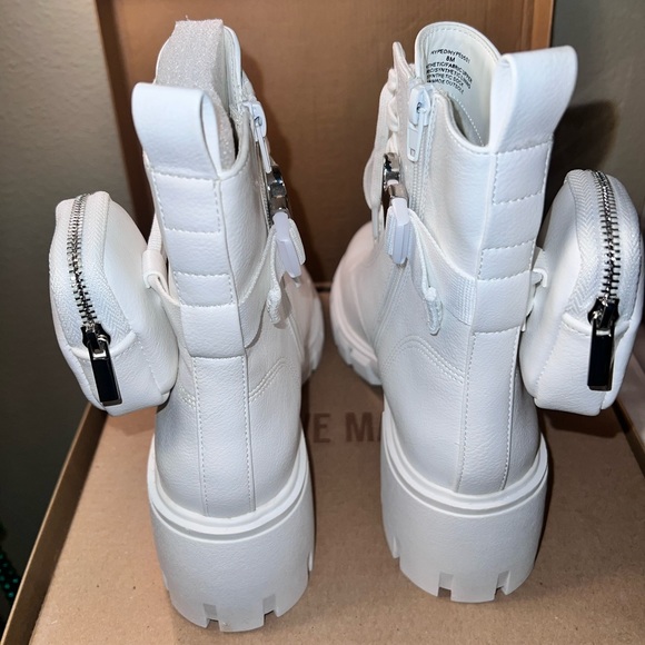Steve Madden Hyped White Boots NWT!! - Picture 5 of 5